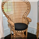 F71. Vintage wicker peacock chair. 